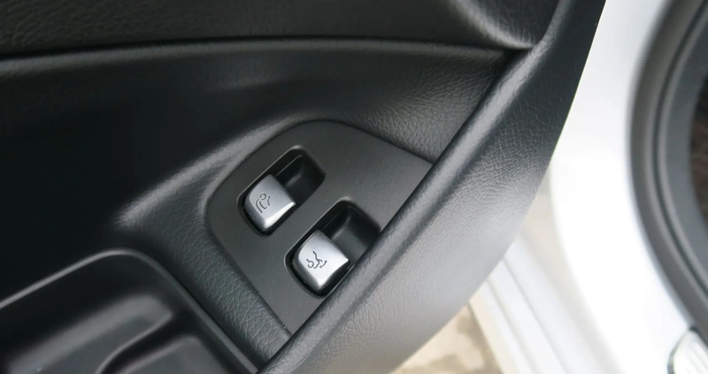 Mercedes-Benz Klasa E cena 107900 przebieg: 139000, rok produkcji 2018 z Poddębice małe 704